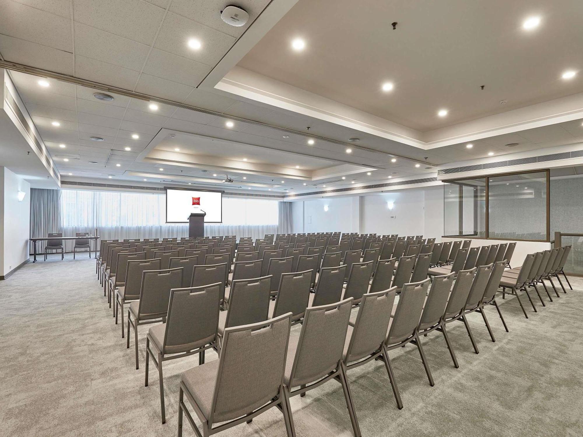 Hotel Ibis 4*